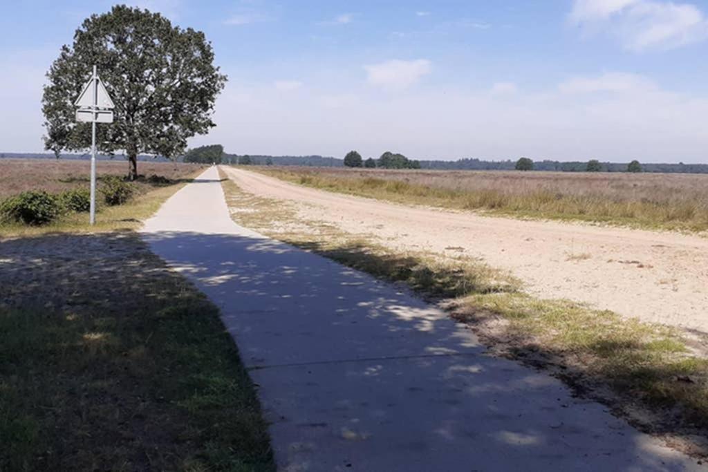 Drentse Bungalow In Natuur En Rust Spier Exterior foto