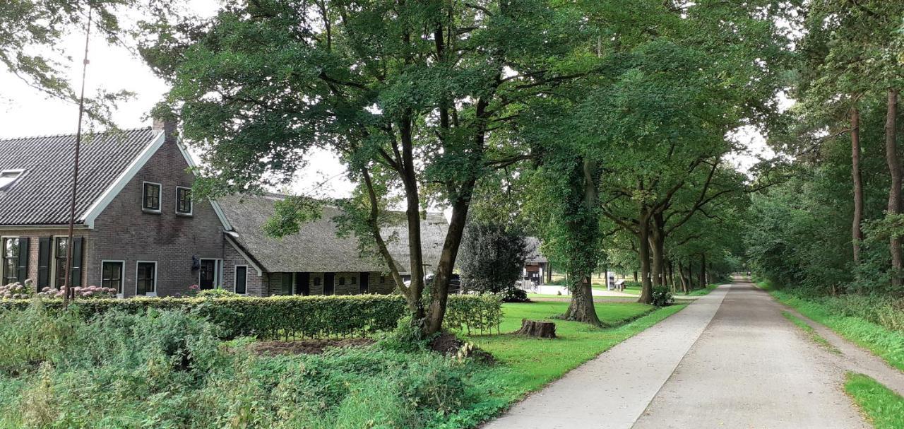 Drentse Bungalow In Natuur En Rust Spier Exterior foto